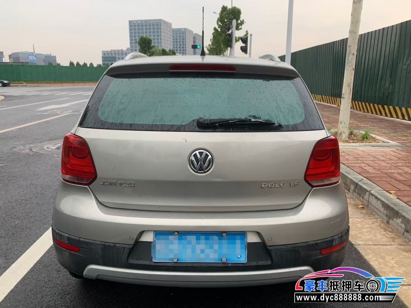 14年大众polo轿车抵押车出售