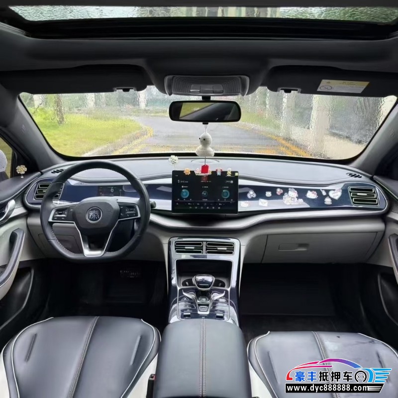 23年比亚迪秦轿车抵押车出售