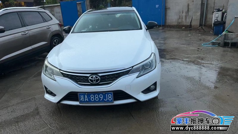 14年丰田锐志轿车抵押车出售