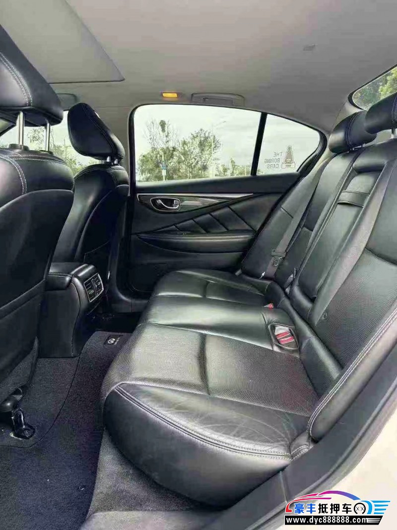 15年英菲尼迪Q50轿车抵押车出售