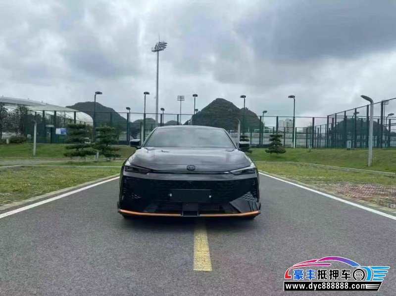 24年长安长安UNI轿车抵押车出售