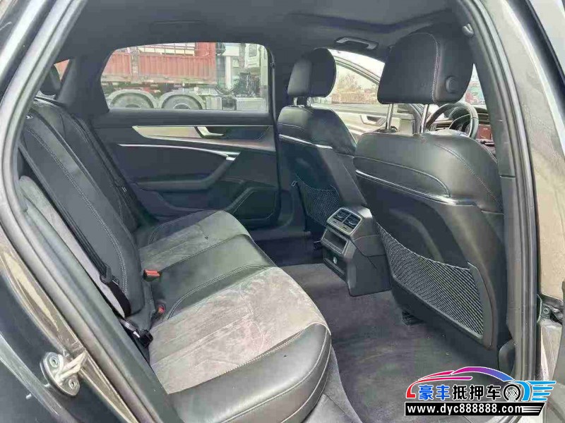 19年奥迪A6L轿车抵押车出售