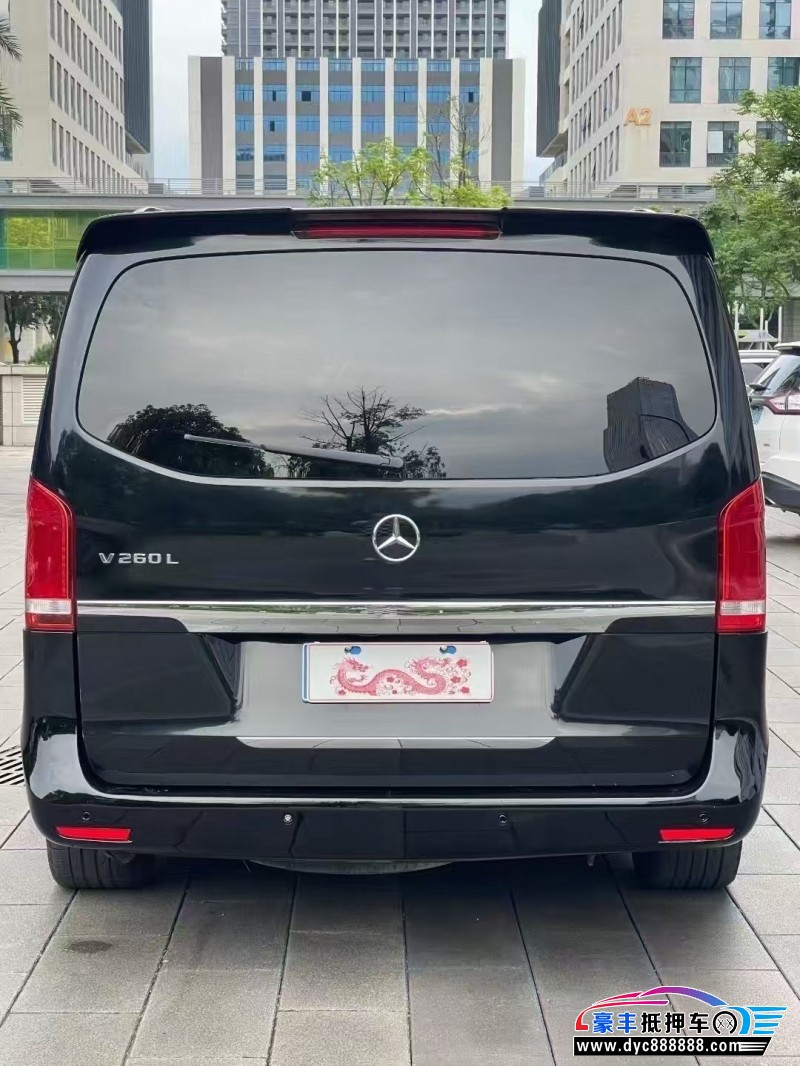 18年奔驰V轿车抵押车出售