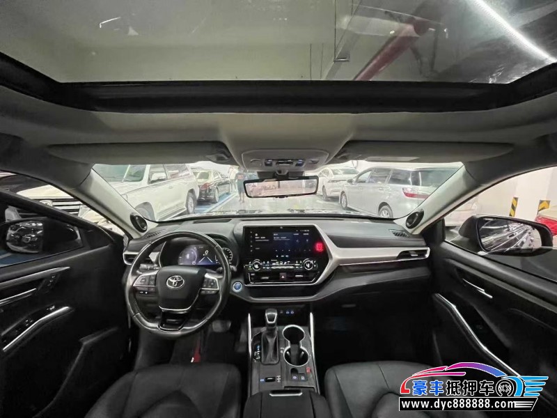 22年丰田汉兰达轿车抵押车出售