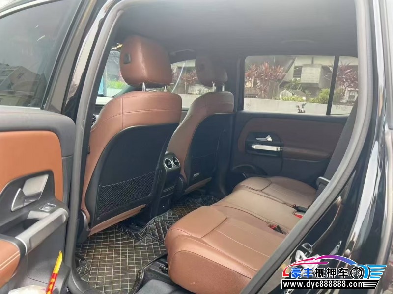 21年奔驰GLB轿车抵押车出售