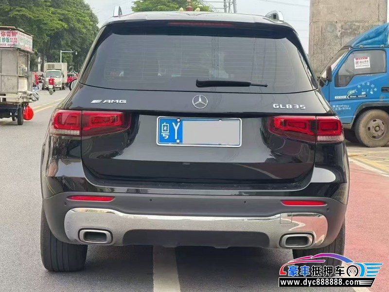 21年奔驰GLB轿车抵押车出售