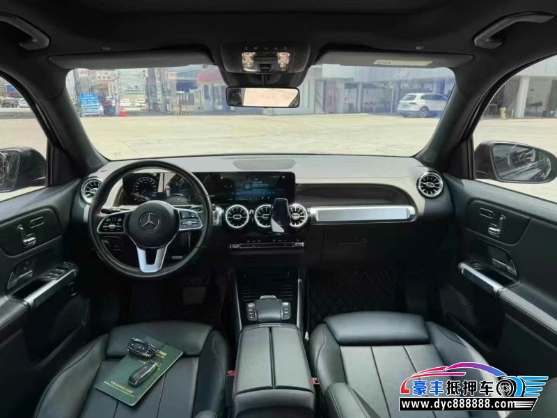 21年奔驰GLB轿车抵押车出售