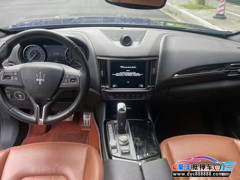 23年玛莎拉蒂莱万特轿车抵押车出售