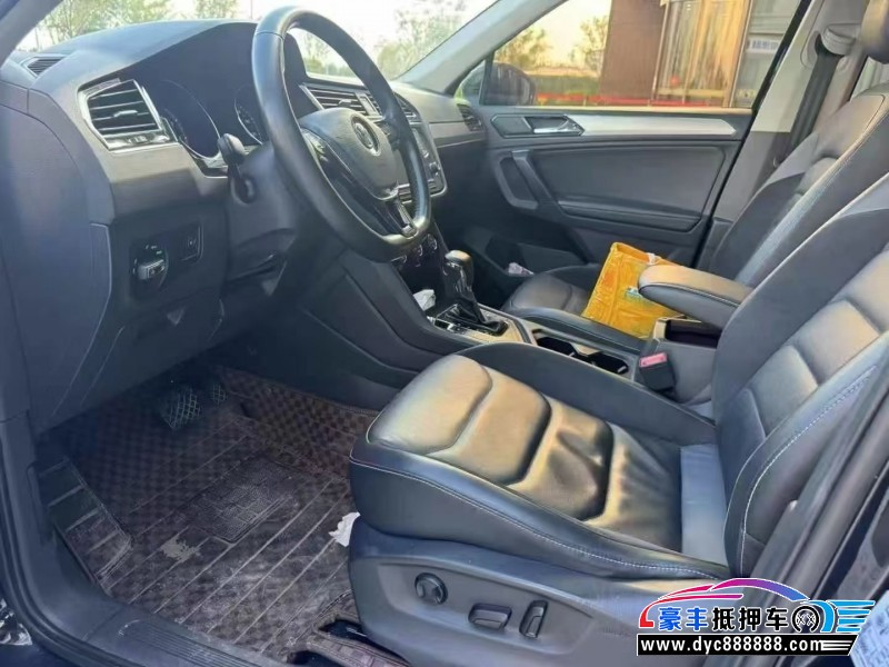 17年大众途观轿车抵押车出售