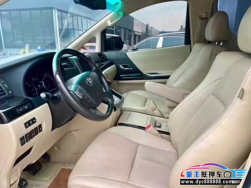 11年丰田埃尔法轿车抵押车出售