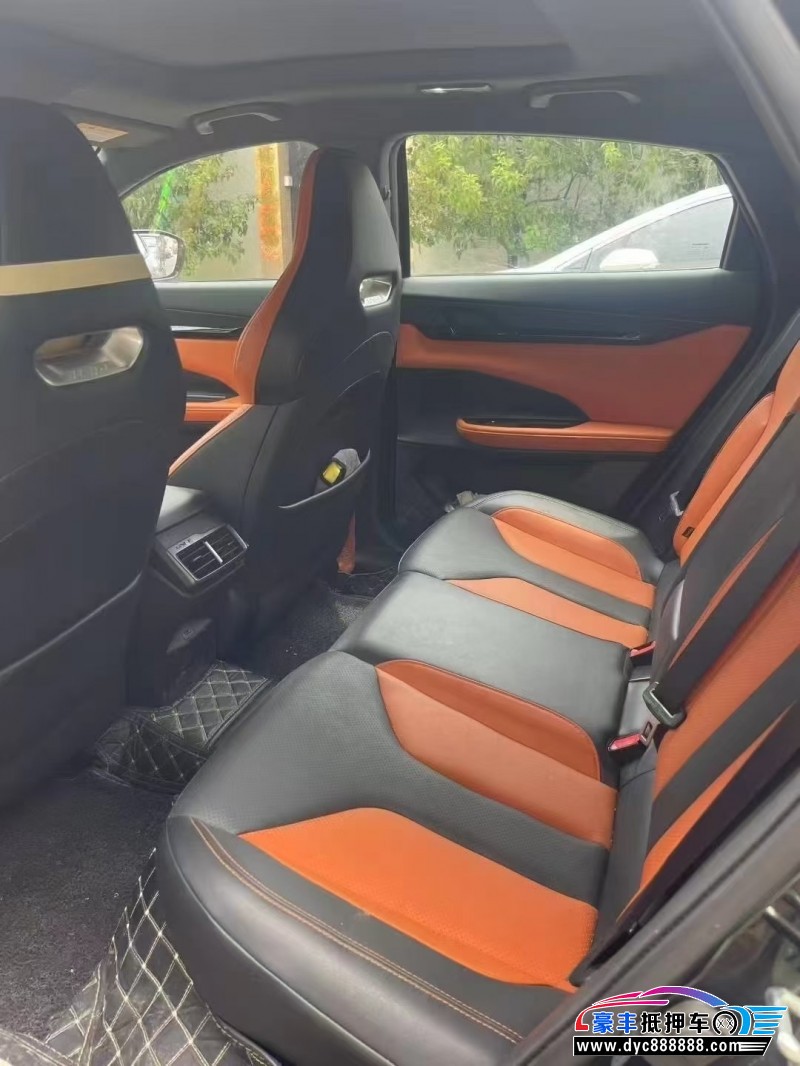 23年长安长安UNI轿车抵押车出售