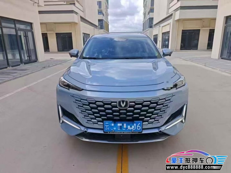 21年长安长安UNI轿车抵押车出售