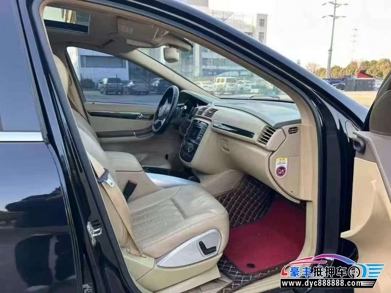 10年奔驰R轿车抵押车出售