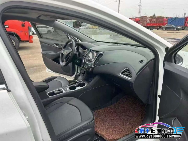 17年雪佛兰科鲁兹轿车抵押车出售