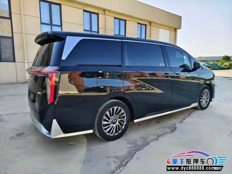 23年传祺M8轿车抵押车出售