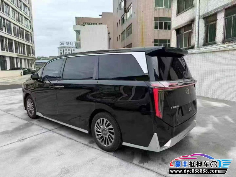 23年传祺M8轿车抵押车出售