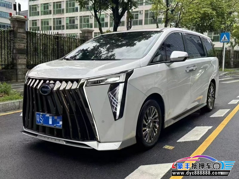 23年传祺M8轿车抵押车出售