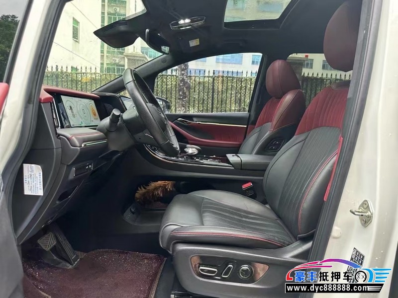 23年传祺M8轿车抵押车出售