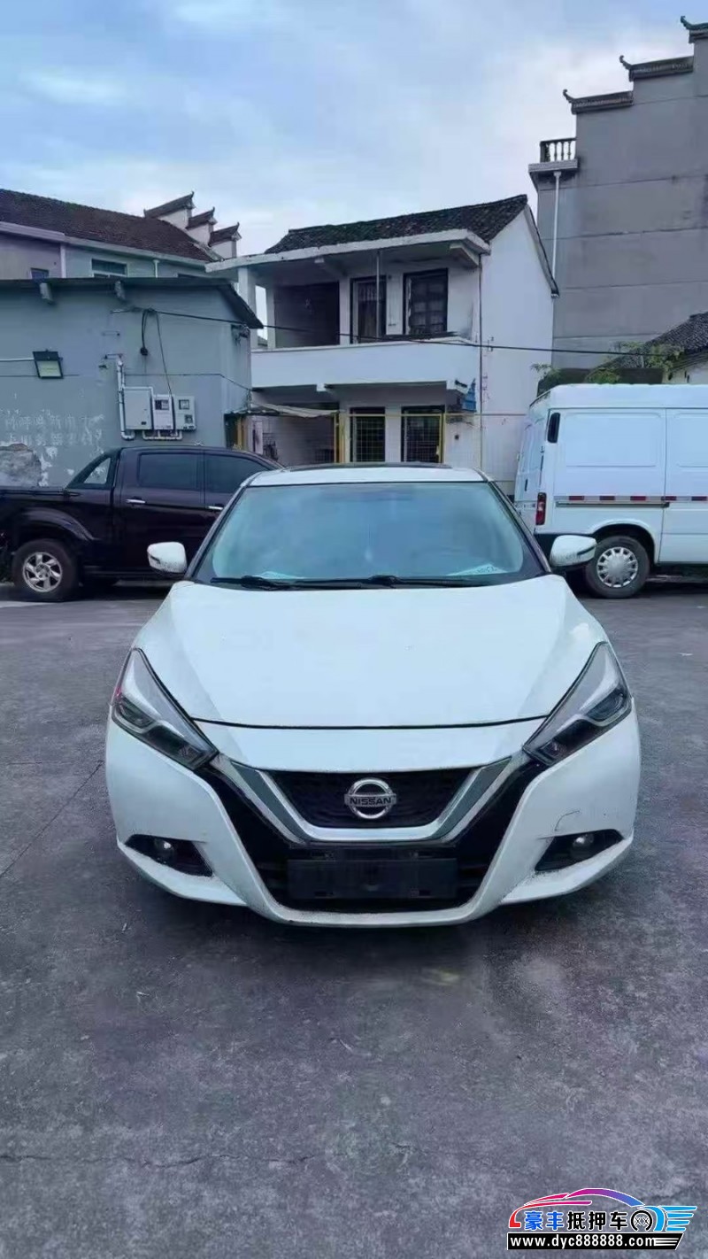 17年日产蓝鸟轿车抵押车出售