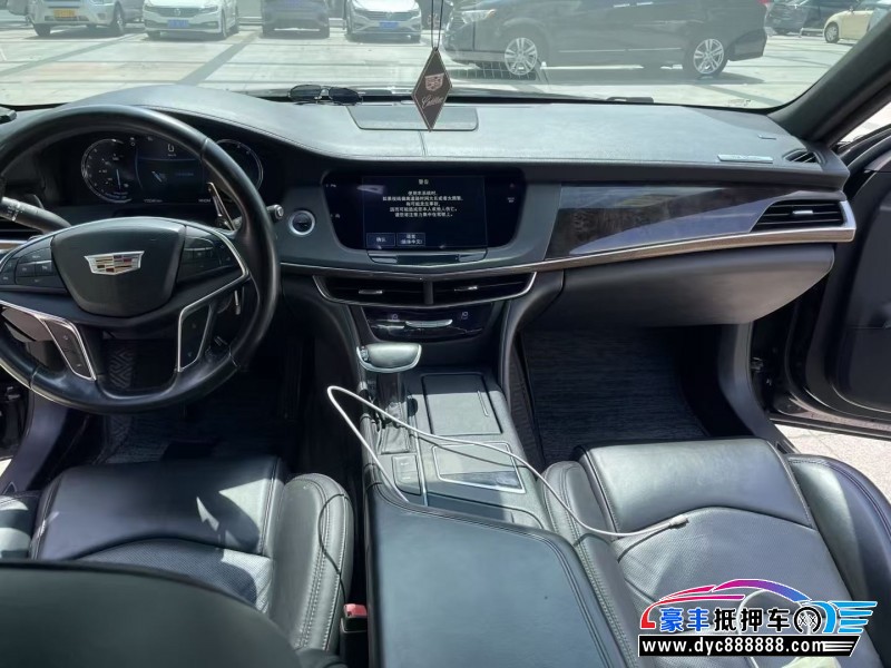 17年凯迪拉克CT6轿车抵押车出售