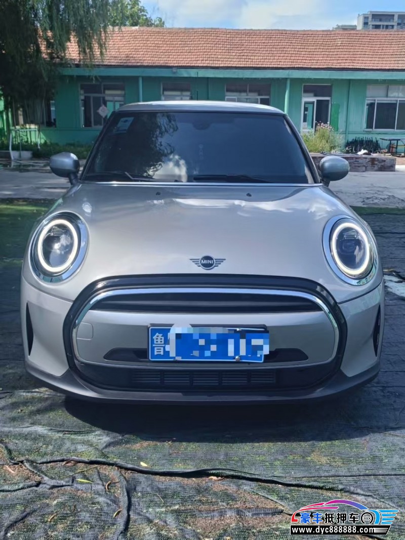抵押车出售24年宝马MINI轿车