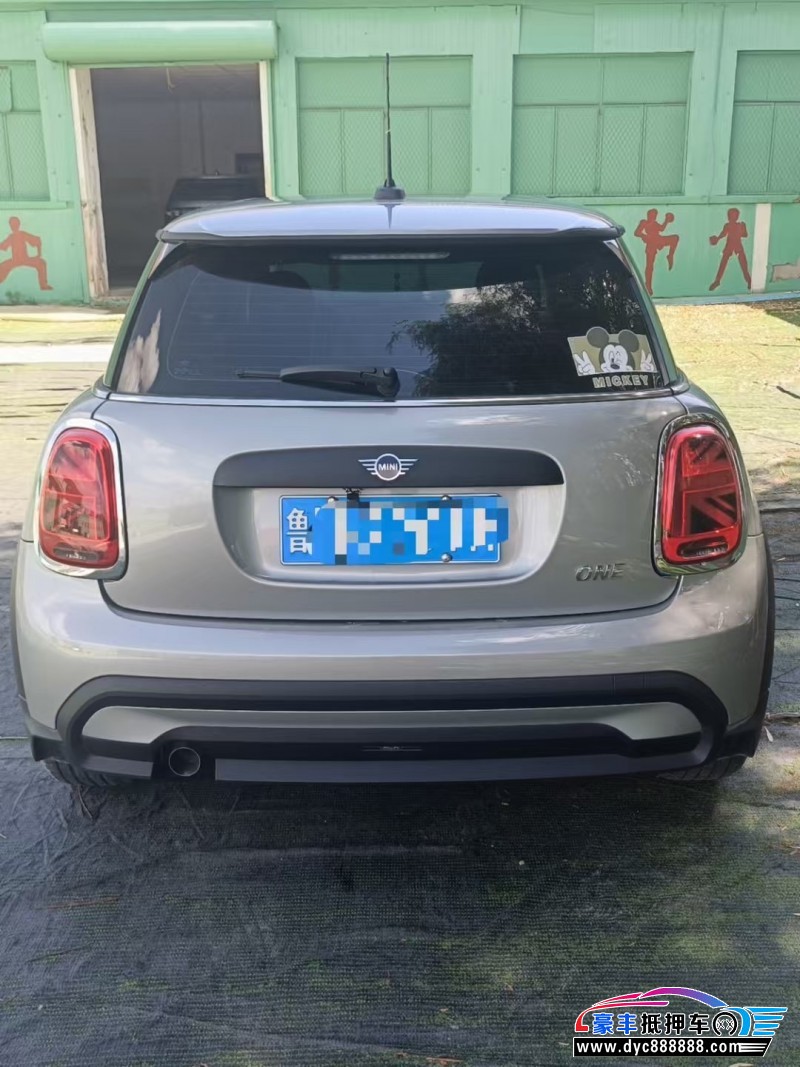 24年宝马MINI轿车抵押车出售