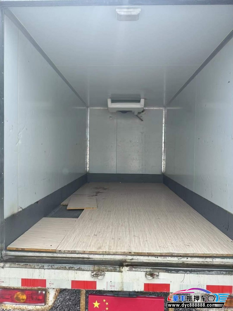 20年福田祥菱轿车抵押车出售