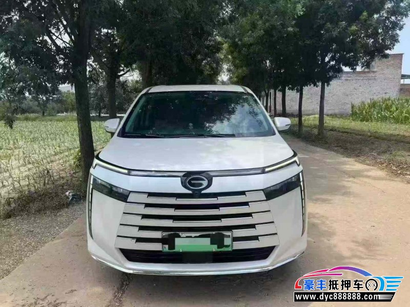 抵押车出售24年传祺e8轿车