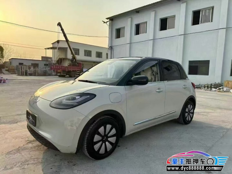 23年五菱缤果轿车抵押车出售