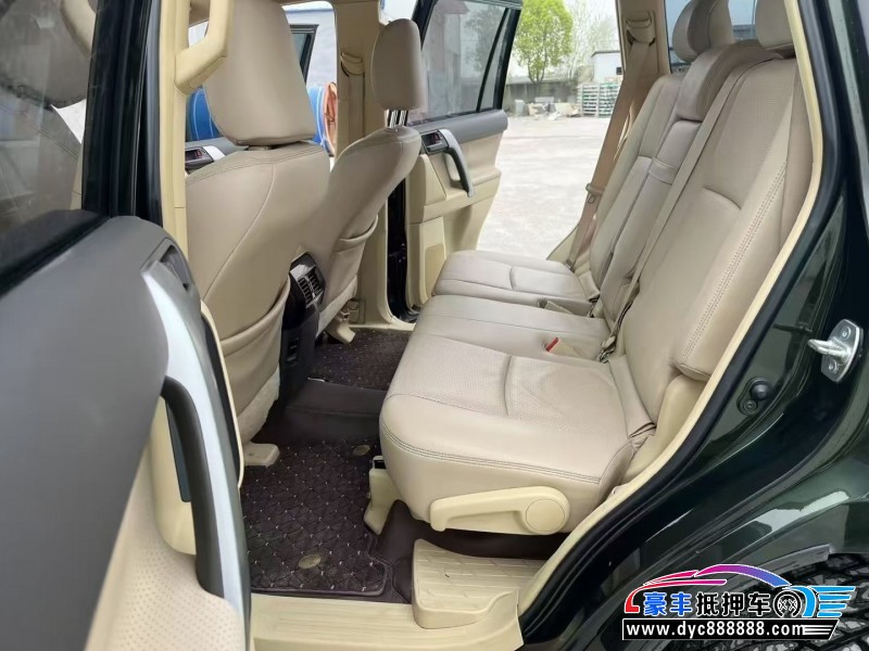 16年丰田普拉多（霸道）轿车抵押车出售