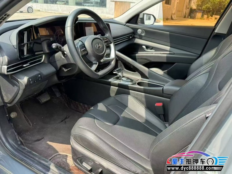 21年现代伊兰特轿车抵押车出售