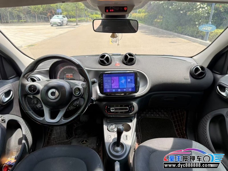 18年奔驰smart轿车抵押车出售