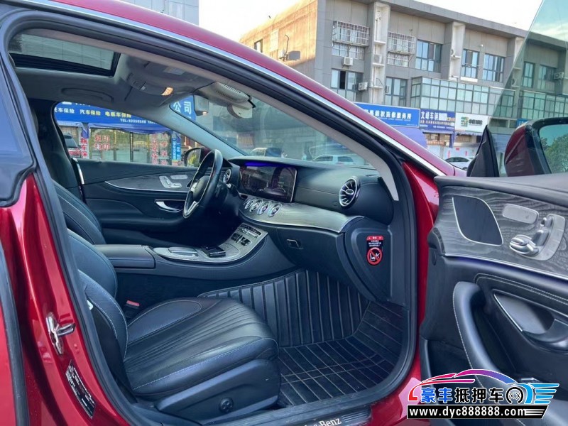 19年奔驰CLS轿车抵押车出售