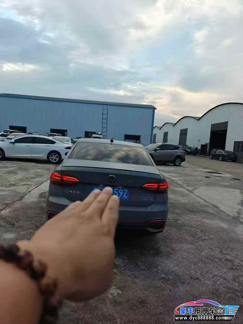 23年大众朗逸轿车抵押车出售