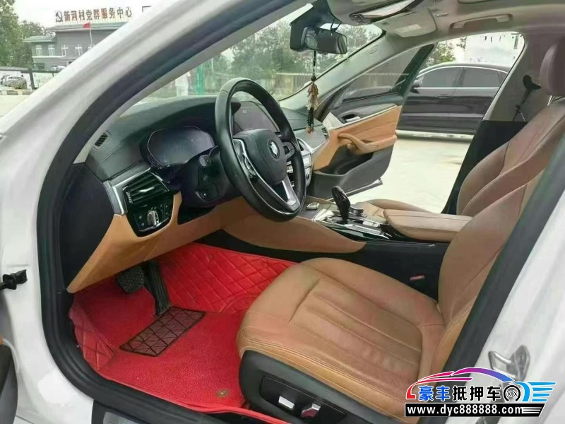 18年宝马5系轿车抵押车出售