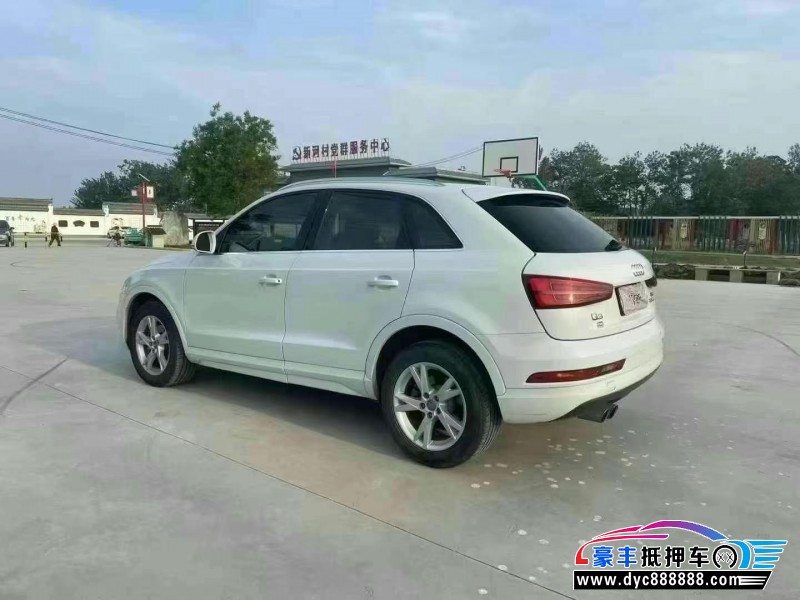 18年奥迪Q3轿车抵押车出售