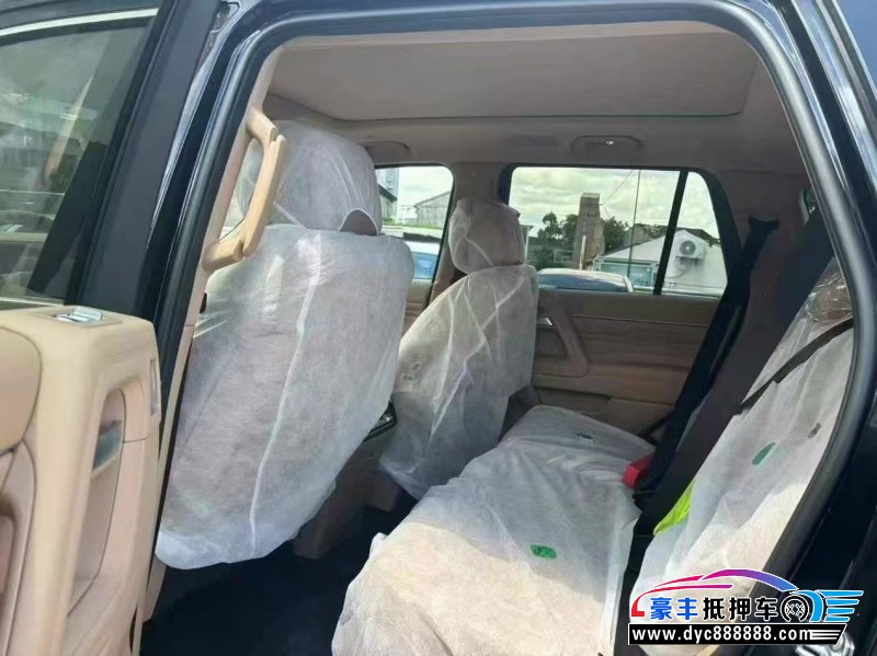 25年北京BJ60轿车抵押车出售