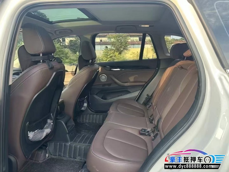 20年宝马X1轿车抵押车出售