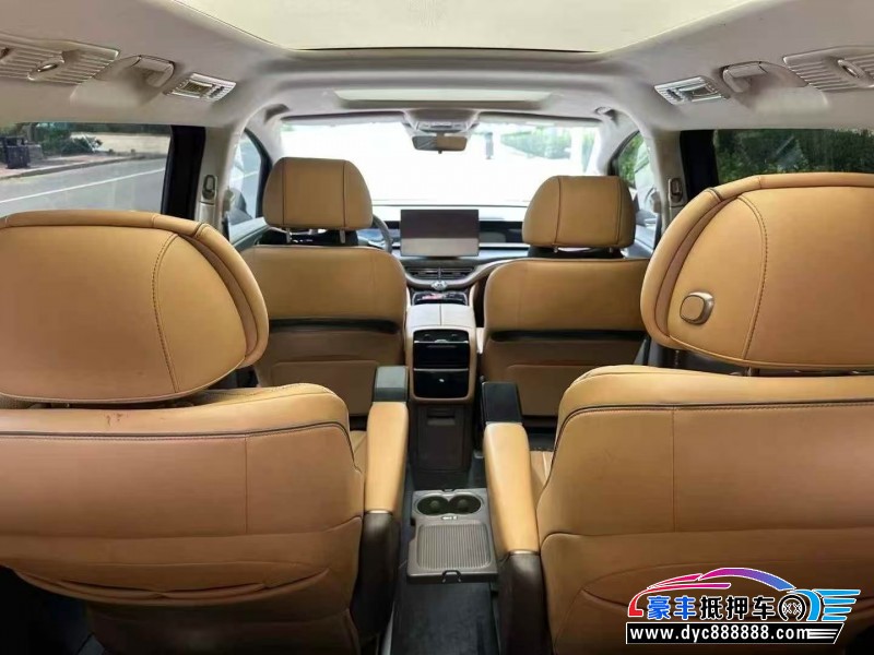 23年腾势D9轿车抵押车出售