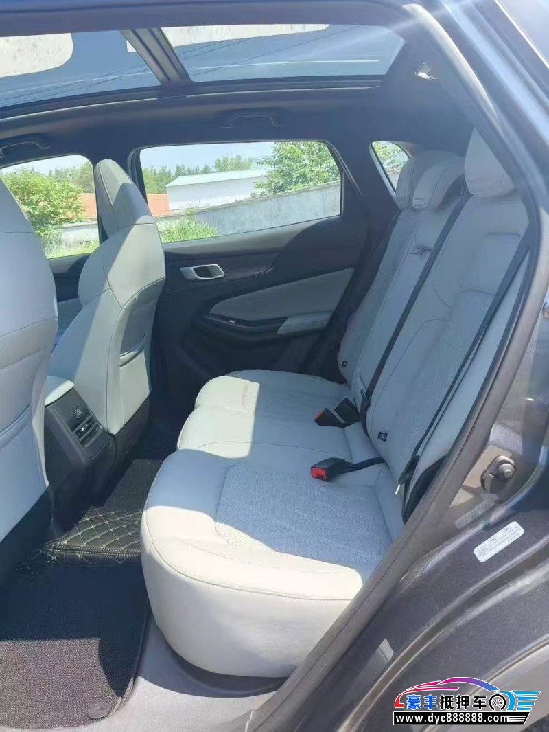 25年长安长安CS55轿车抵押车出售