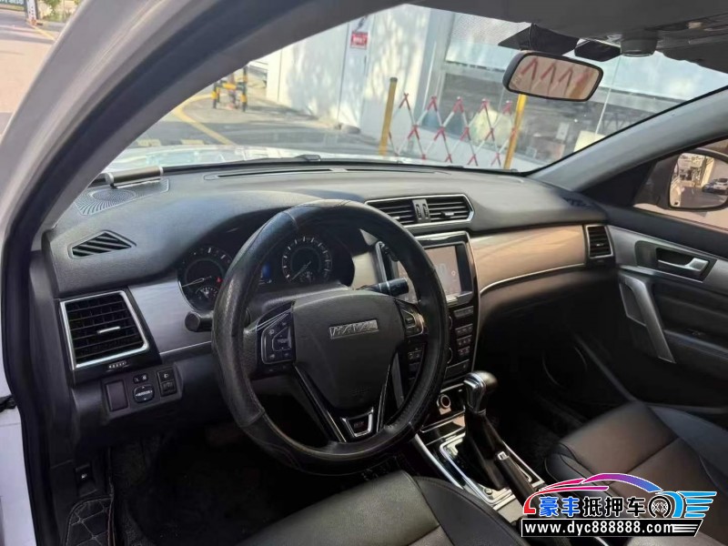 16年长城哈弗H2轿车抵押车出售