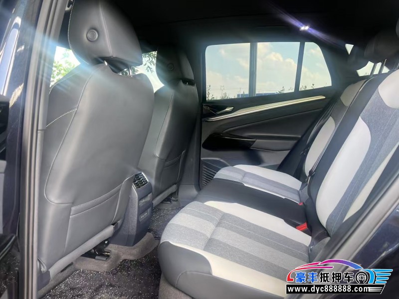 25年大众id4轿车抵押车出售