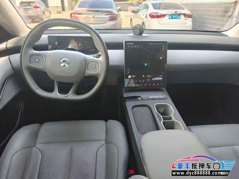 24年蔚来ET5轿车抵押车出售