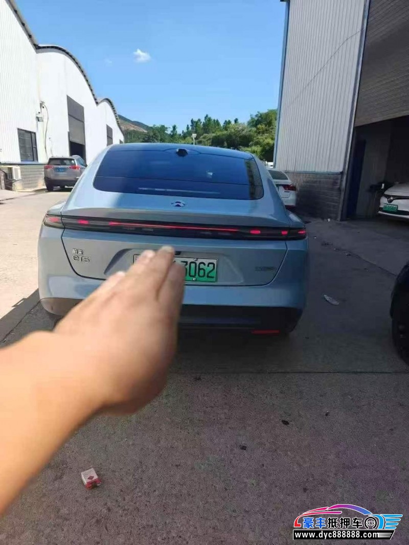 24年蔚来ET5轿车抵押车出售