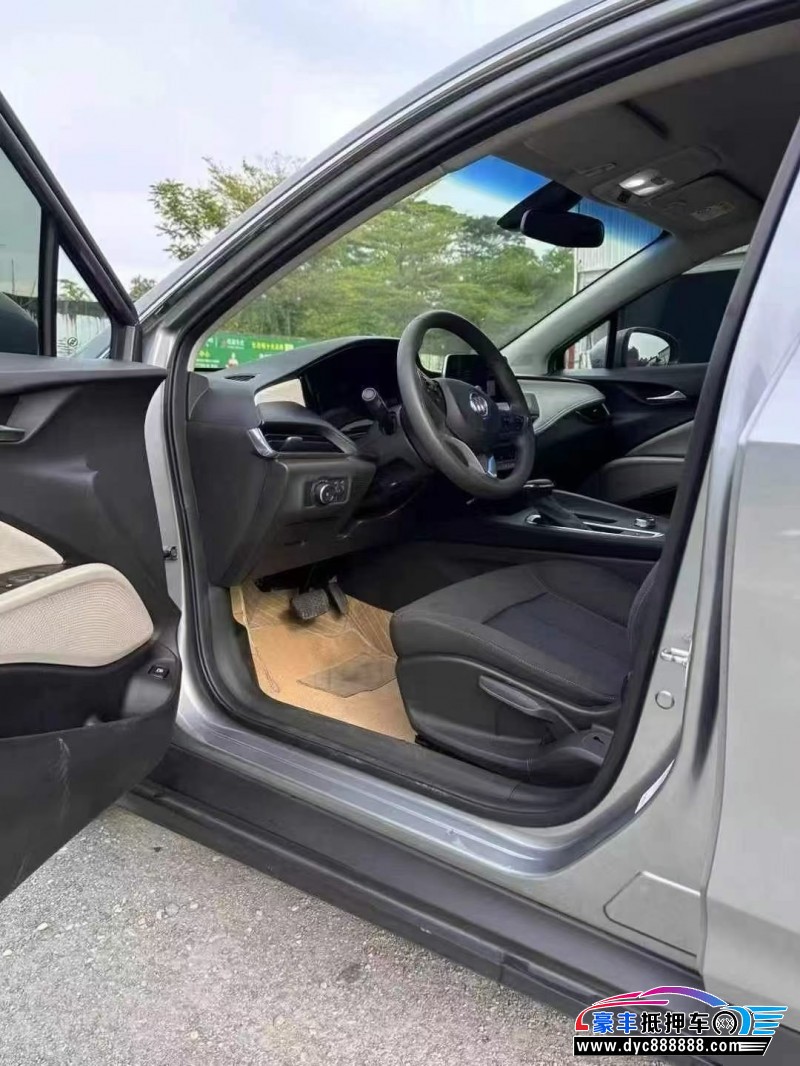 23年别克微蓝轿车抵押车出售