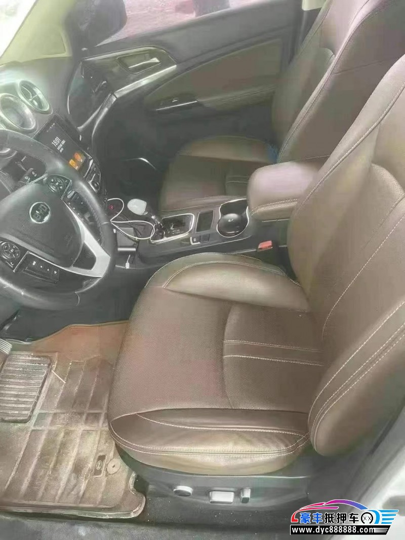 17年比亚迪S7轿车抵押车出售