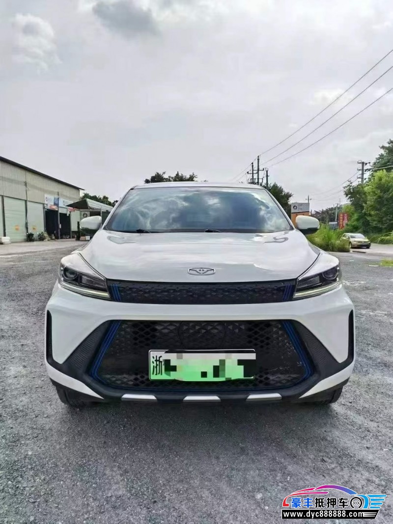 抵押车出售23年凯翼炫界轿车