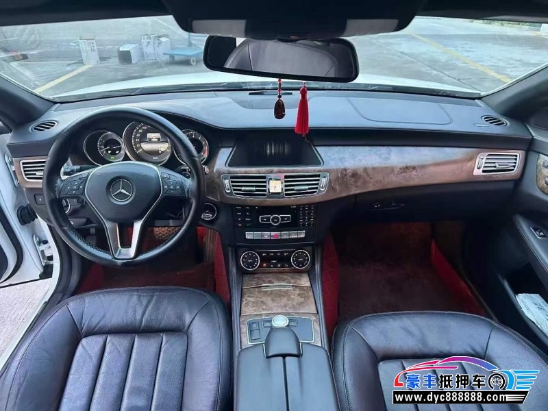 15年奔驰CLS轿车抵押车出售
