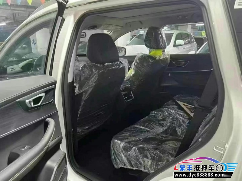 25年奇瑞瑞虎8轿车抵押车出售