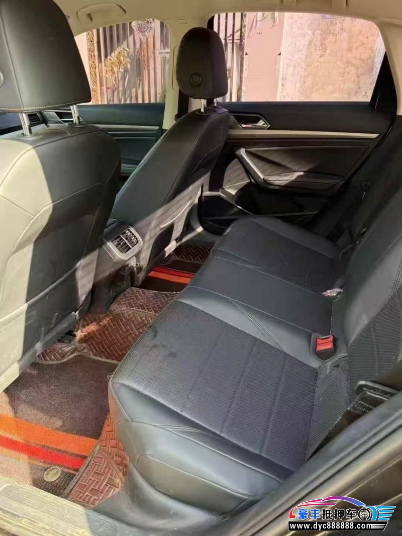 22年大众朗逸轿车抵押车出售